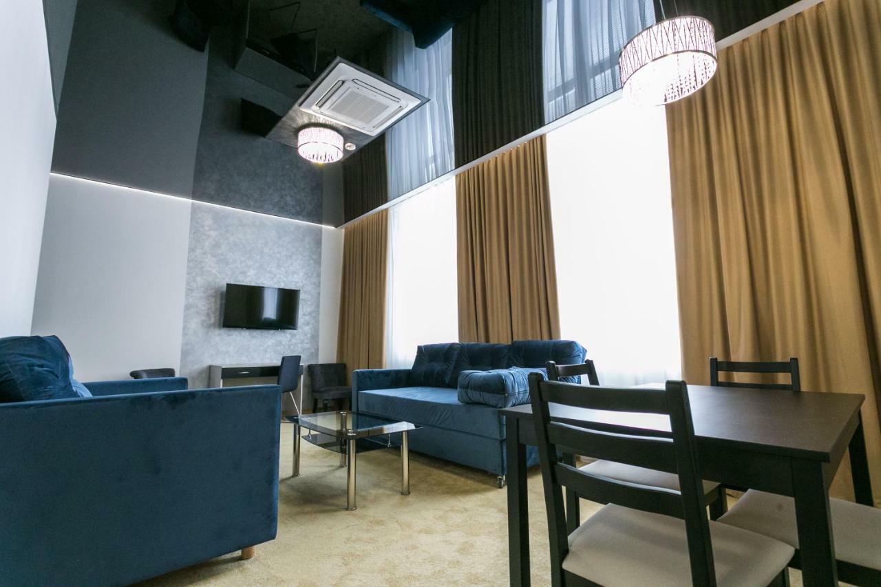 Apart Hotel Golden Apartments 科希策 外观 照片