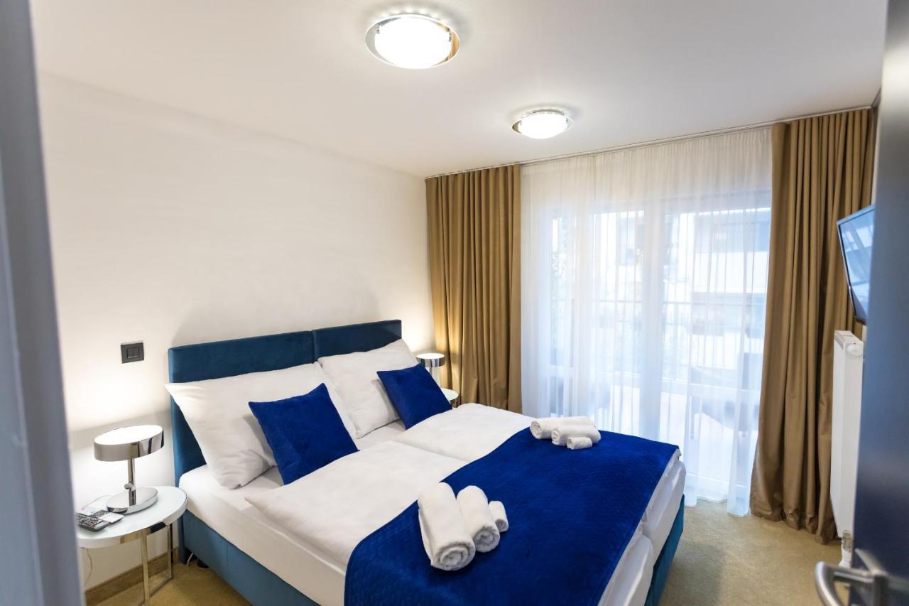 Apart Hotel Golden Apartments 科希策 外观 照片